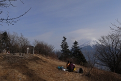 山頂の全景です