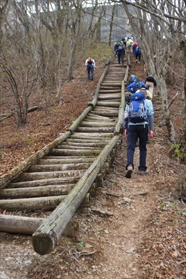 チェックポイントのあと再び登山...