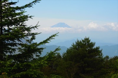 富士山も見えた。もう雪はほぼ無...