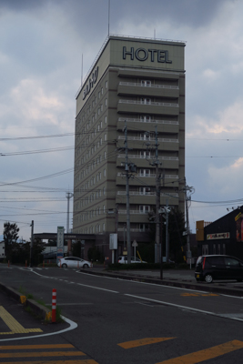 今日は松阪駅の近くのホテルに宿...