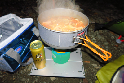 夕飯はキムチ鍋うどん。今考える...