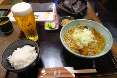 ・・・食事です。初ニシン蕎麦で...