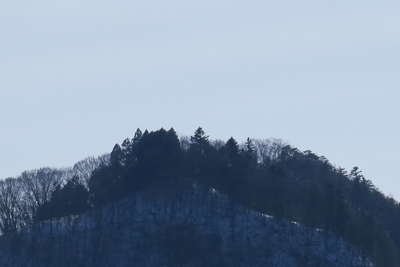 ・・・違うぞ（山頂の展望台が無...